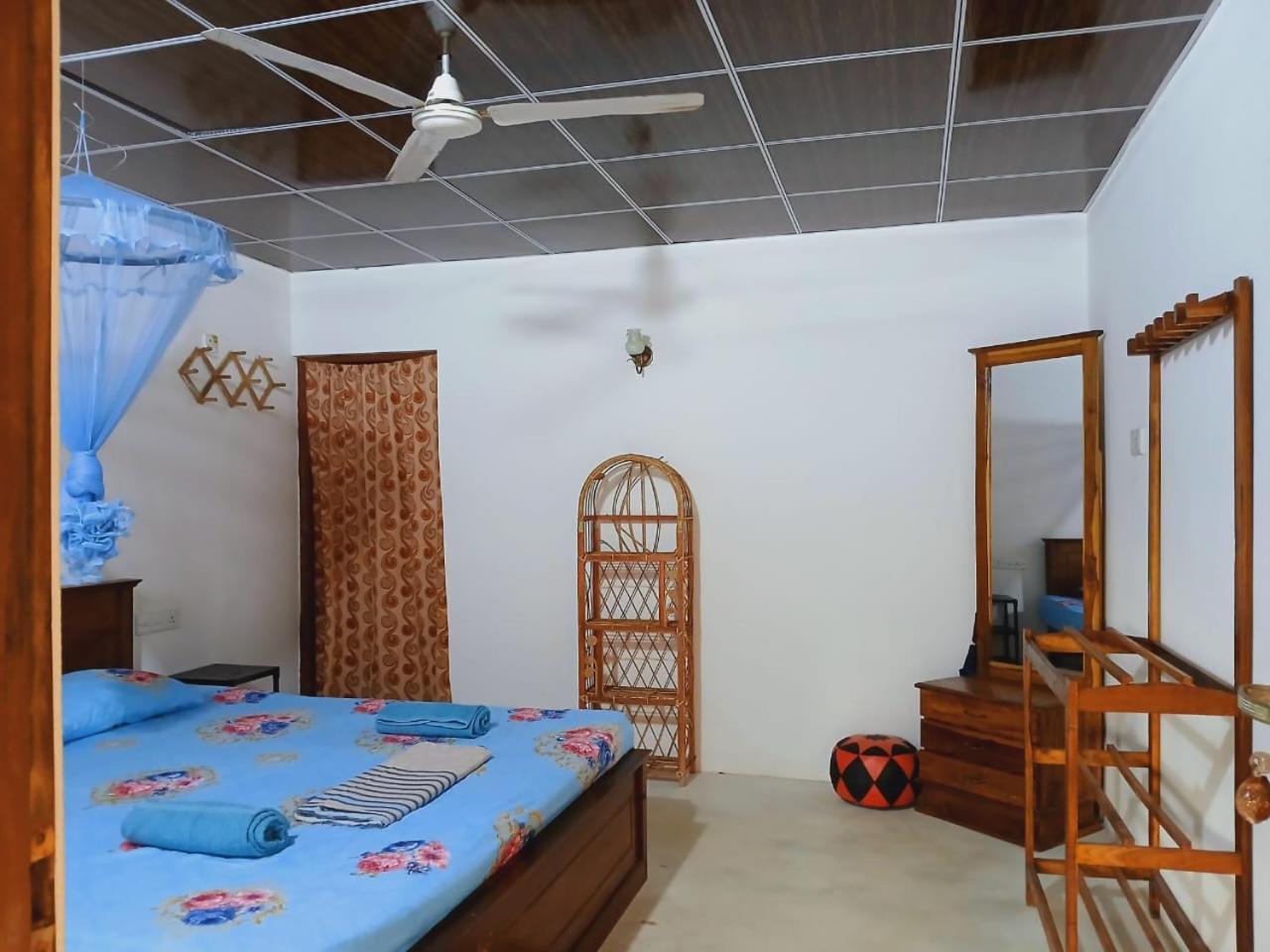 Dolphin Village Alankuda Luaran gambar