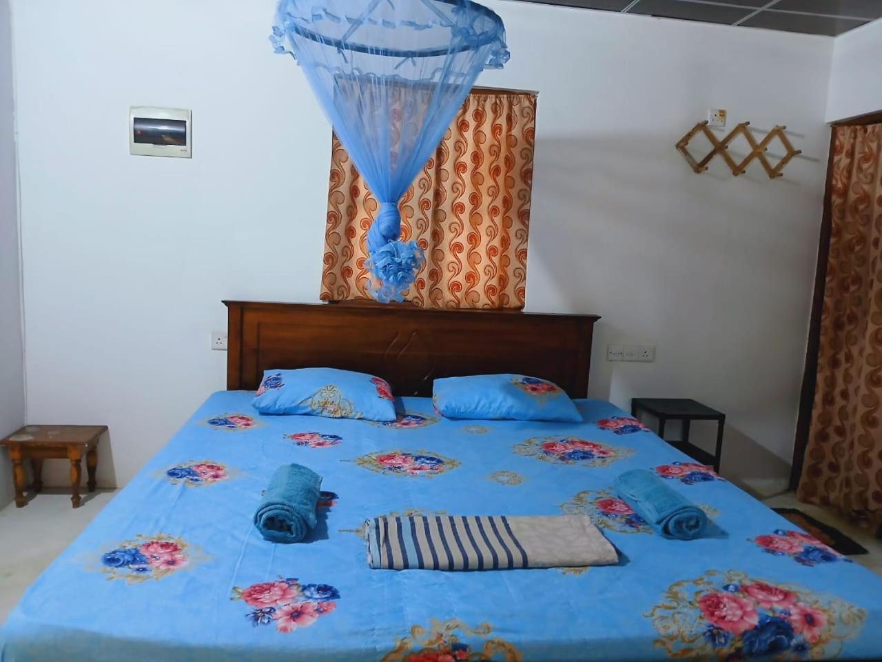 Dolphin Village Alankuda Luaran gambar